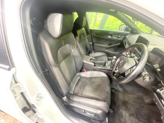 �y�n�[�t���U�[�V�[�g�z�������ƍ���S�n�𗼗������l�C�̃V�[�g���w�ʁE���ʂ̃t�@�u���b�N�f�ނ́A�ʋC���̗ǂ��⊊��ɂ����ɗD��Ă��܂��B�C���╞���ɍ��E���ꂸ���K�ɂ���肢�������܂��B