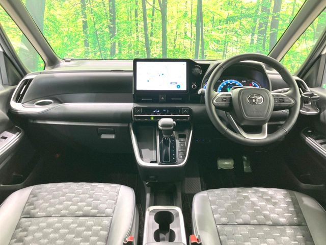 ヴォクシー1.8 ハイブリッド S-Z