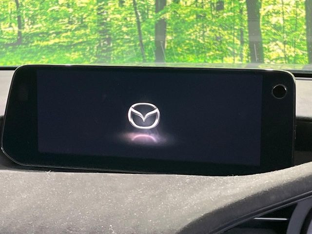 �y�}�c�_�R�l�N�g�i�r�z�ԓ��̕��͋C�Ƀ}�b�`������̌^�^�C�v�̃i�r�B�e����q�ݒ��Bluetooth�Đ����A�l�X�ȋ@�\���y���߂܂��B�����I�ȃ_�C�������삪�\�ŁA�g��������ǍD�ł��B