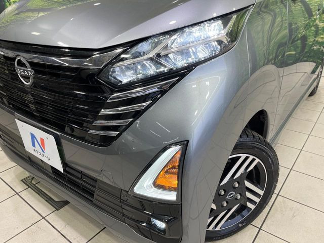 �yLED�w�b�h���C�g�z���V����ԑ��s�����ǍD�Ȏ��E���m�ۂ����S���ĉ^�]�ł��鍂�P�xLED�w�b�h���C�g�𑕔�!�_�����x�������A����d�͂��}�����Ă��܂��B