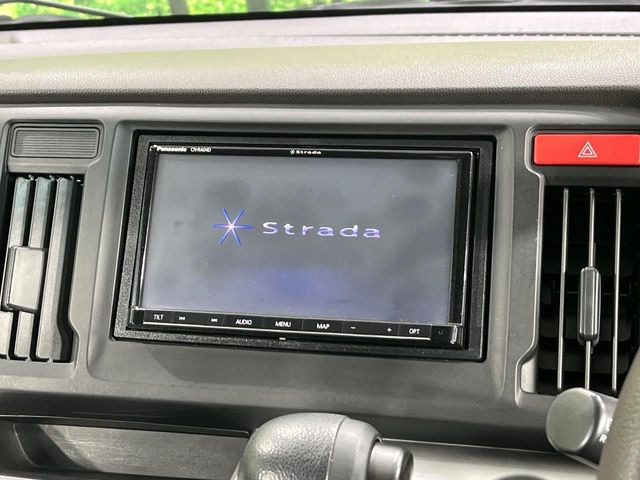 �y�i�r�Q�[�V�����z�g���₷���i�r�ŖړI�n�܂ł�������ē����Ă���܂��B�e��I�[�f�B�I�Đ��@�\���[�����Ă���A���Ԃ̉^�]������Ɋy�����Ȃ�܂�!!