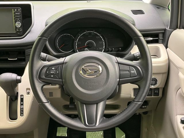 �y�����v�����X�e�A�����O�z�㎿�Ȋv���g�p���邱�ƂŁA��ɂ����������݂ƂĂ��^�]���₷���n���h���ł���