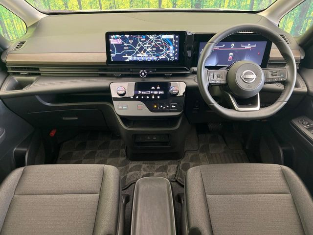 セレナ1.4 e-POWER ハイウェイスターV