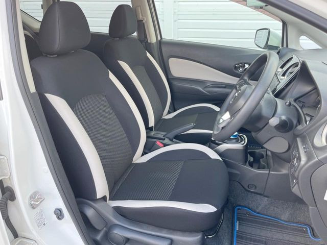 �^�]�ȃV�[�g���͎g�p�������Ȃ��A�ǍD�ȏ�ԂƂȂ��Ă��܂��B���J�Ɏg���Ă������Ƃ��悭�킩��܂��ˁB