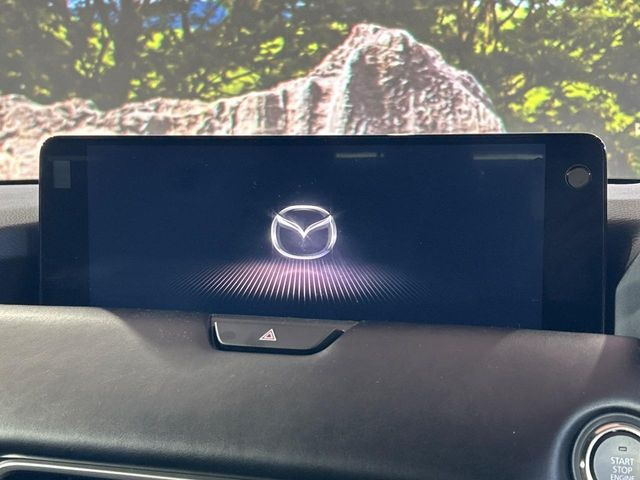 �y12.3�C���`�}�c�_�R�l�N�g�z�ԓ��̕��͋C�Ƀ}�b�`������^�f�B�X�v���C�B�X�}�z�ڑ��ł̃i�r�g�p��Bluetooth�Đ����A�l�X�ȋ@�\���y���߂܂��B�����I�ȃ_�C�������삪�\�ŁA�g��������ǍD�ł��B