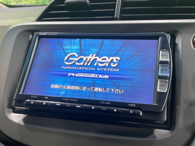 �y���[�J�[7�C���`�����i�r�z�C���e���A�ɗn�����ރX�^�C���b�V���ȁu��p�݌v�v���[�J�[�i�r�𑕔��􎋔F���⑀�쐫�ȂǊ�{���\�ɂ��D��A���㎿�ȃJ�[���C�t�����y���݂��������܂��B