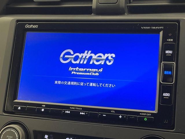 �y���[�J�[�����i�r�z�C���e���A�ɗn�����ރX�^�C���b�V���ȁu��p�݌v�v���[�J�[�i�r�𑕔��􎋔F���⑀�쐫�ȂǊ�{���\�ɂ��D��A���㎿�ȃJ�[���C�t�����y���݂��������܂��B