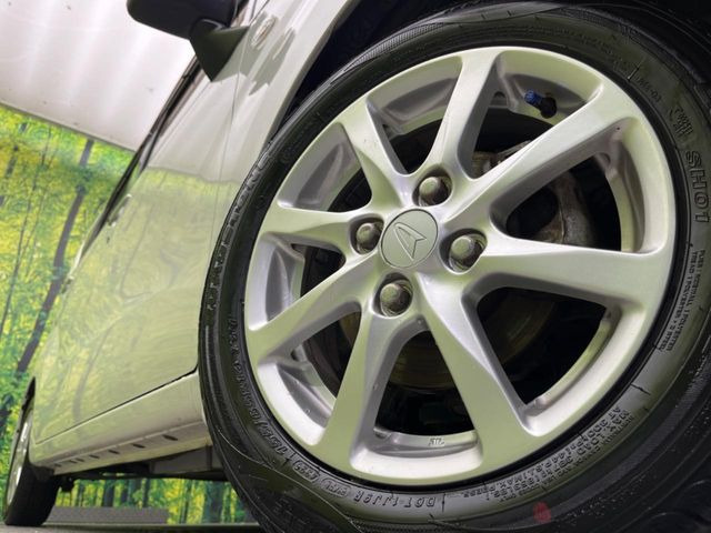 �y14�C���`�A���~�z�C�[���z�O�ςɃ}�b�`�����A���~�z�C�[���𑕒����Ă���܂��B�e��A���~�z�C�[����A�X�^�b�h���X�^�C�����戵�����Ă���܂��B���񂲑��k����������