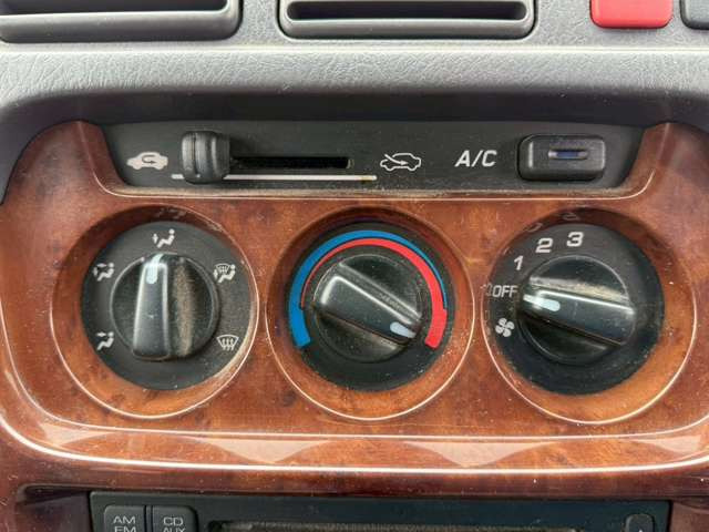 �C�ɂȂ邨�Ԃ�����܂�����E�̓d�b�ԍ����璼�ڂ��X�ɂ��₢���킹���������B�x�����@����ԗ����A��Ԃ܂łȂ�ł������������Ē����܂��B�X�^�b�t�ꓯ���A�����҂����Ă���܂��B