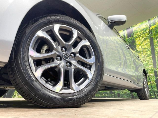 �y����16�C���`�A���~�z�C�[���z�O�ςɃ}�b�`���������A���~�z�C�[���𑕒����Ă���܂��B�e��ЊO�A���~�z�C�[����A�X�^�b�h���X�^�C�����戵�����Ă���܂��B���񂲑��k����������