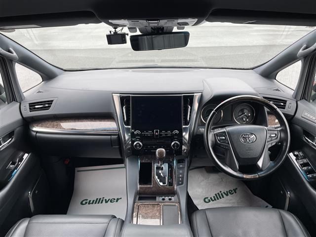 アルファードハイブリッド 2.5 エグゼクティブ ラウンジ S E-Four 4WD