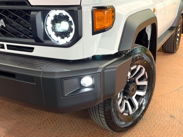 �yLED�w�b�h���C�g�z���V����ԑ��s�����ǍD�Ȏ��E���m�ۂ����S���ĉ^�]�ł��鍂�P�xLED�w�b�h���C�g�𑕔�!�_�����x�������A����d�͂��}�����Ă��܂��B