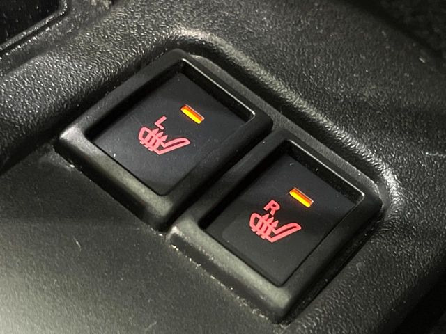 【前席シートヒーター】寒い日に重宝するシートヒーター!エアコンより早く温まってくれるので寒がりの人も安心ですね♪エアコンの温風は乾燥するから苦手、という方にもをおすすめです。