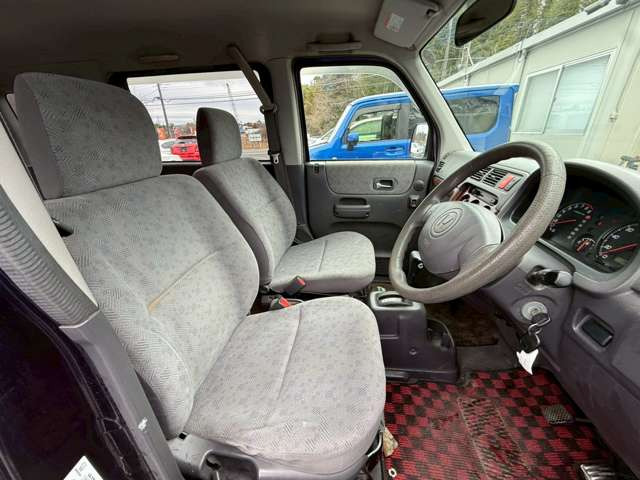 �C�ɂȂ邨�Ԃ�����܂�����E�̓d�b�ԍ����璼�ڂ��X�ɂ��₢���킹���������B�x�����@����ԗ����A��Ԃ܂łȂ�ł������������Ē����܂��B�X�^�b�t�ꓯ���A�����҂����Ă���܂��B