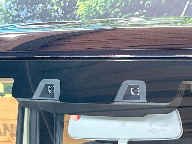 �y�X�Y�L �Z�[�t�e�B�T�|�[�g�z���s���ɑO���̎ԗ�����F�����A�Փ˂������Ȏ��͌x��ƃu���[�L�ŏՓˉ���Ɣ�Q�y�����A�V�X�g�B�����S�Ƀh���C�u�����y���݂��������܂��B