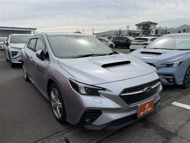 レヴォーグ1.8 GT 4WD