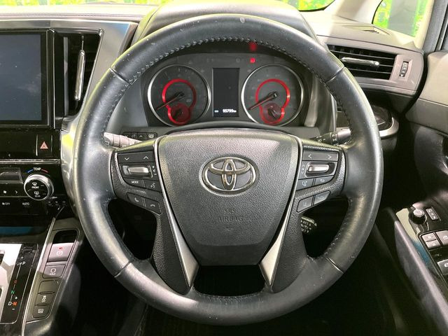 �y�����v�����X�e�A�����O�z�㎿�Ȋv���g�p���邱�ƂŁA��ɂ����������݂ƂĂ��^�]���₷���n���h���ł���