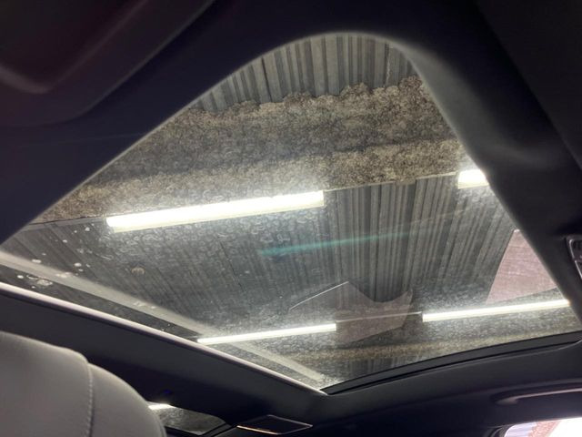 ���p�m���~�b�N�X���C�f�B���O���[�t::�唗�͂̃p�m���}���[�t�́A�㕔���Ȃɂ܂ő����Ă���A�J���I�ȋ�Ԃ����y���݂��������܂��B