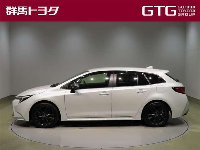 カローラツーリング1.8 ハイブリッド W×B E-Four 4WD