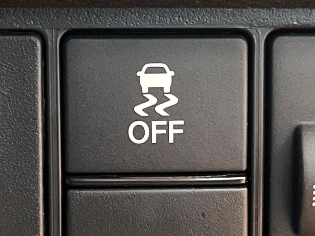 �y������h�~���u�z�ԗ��̉���������m����ƁA�����I�Ɏԗ��̐i�s������ۂ悤�Ɏԗ��𐧌䂵�܂��B�J�̓��ȂǊ���₷���H�ʏ󋵂ł����S�ȉ^�]���\�ł��B