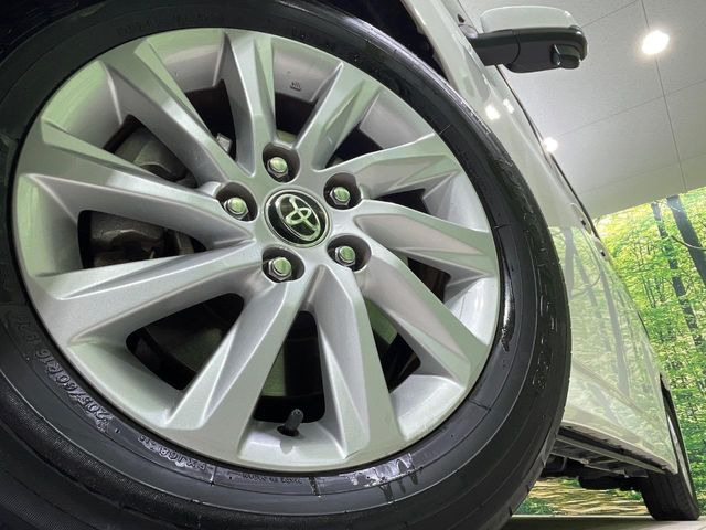 �y����16�C���`�A���~�z�C�[���z�O�ςɃ}�b�`���������A���~�z�C�[���𑕒����Ă���܂��B�e��ЊO�A���~�z�C�[����A�X�^�b�h���X�^�C�����戵�����Ă���܂��B���񂲑��k����������