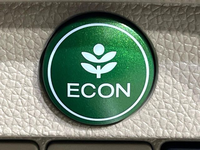 �y�A�C�h�����O�X�g�b�v�z�ԐM����a�؂Œ�Ԃ����ۂɃG���W�����~���A���ʂȔR���̏����}���܂��B�R��������ی�ɂȂ���@�\��G���W���̓u���[�L�𗣂��΍Ďn�����܂��B