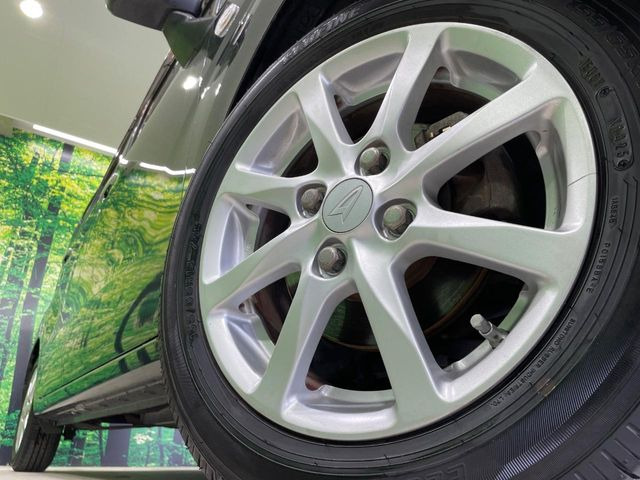 �y����14�C���`�A���~�z�C�[���z�O�ςɃ}�b�`���������A���~�z�C�[���𑕒����Ă���܂��B�e��ЊO�A���~�z�C�[����A�X�^�b�h���X�^�C�����戵�����Ă���܂��B���񂲑��k����������