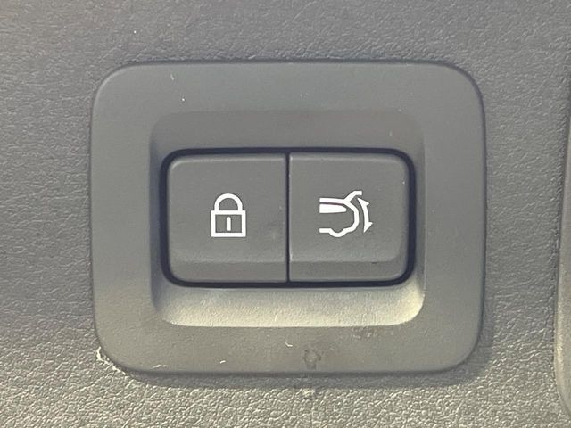 �y�p���[�o�b�N�h�A�z�X�}�[�g�L�[��^�]�Ȃ̃{�^�������������Ń��A�Q�[�g�������ŊJ���܂�!�ו��������Ă��鎞��A�����ʒu�ɂ���o�b�N�h�A��߂�ۂɕ֗��ȋ@�\�ł���