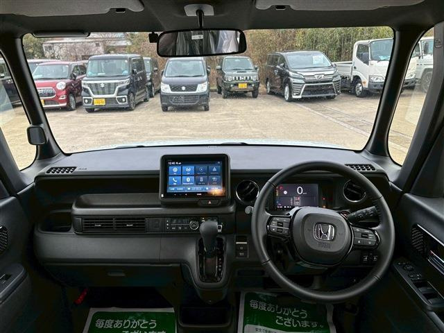 N-BOXカスタムブラック スタイル