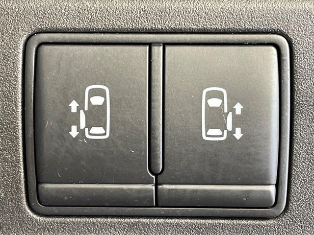 �y�����p���[�X���C�h�h�A�z�X�}�[�g�L�[��^�]�Ȃ̃X�C�b�`�Ō�ȗ����X���C�h�h�A�̊J���\���d��������͂����ăh�A���J����K�v�������A�����Ȃ��q�l�ł��ȒP�ɊJ���߂ł����K�ł���