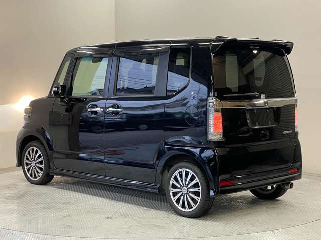 �l�C�̎Ԏ킪�����낢!�e���[�J�[ �ŐV�l�C�Ԃ����C���i�b�v!���ĐG���đI�ׂ�W����ł�!