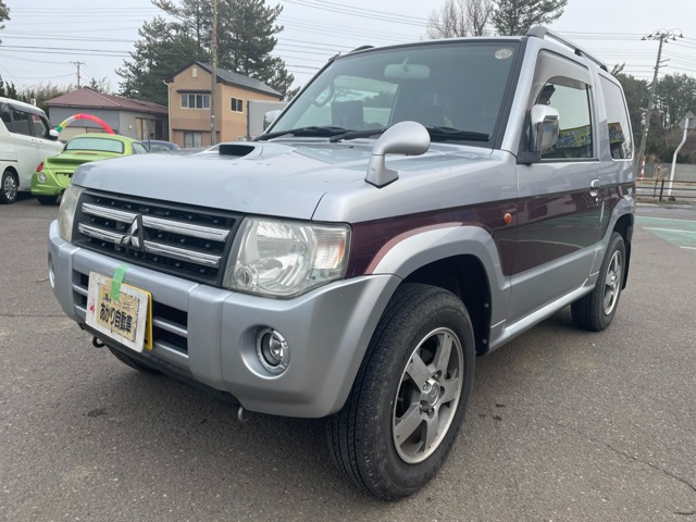 パジェロミニエクシード 4WD