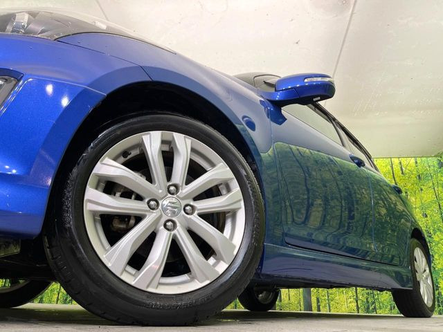 �y����16�C���`�A���~�z�C�[���z�O�ςɃ}�b�`���������A���~�z�C�[���𑕒����Ă���܂��B�e��ЊO�A���~�z�C�[����A�X�^�b�h���X�^�C�����戵�����Ă���܂��B���񂲑��k����������