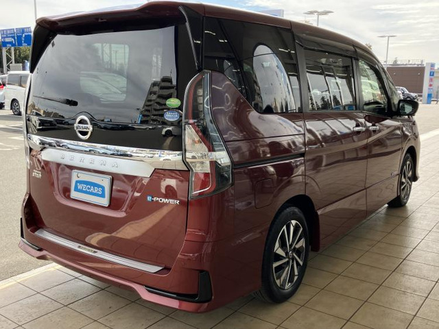 セレナ1.2 e-POWER ハイウェイスターV