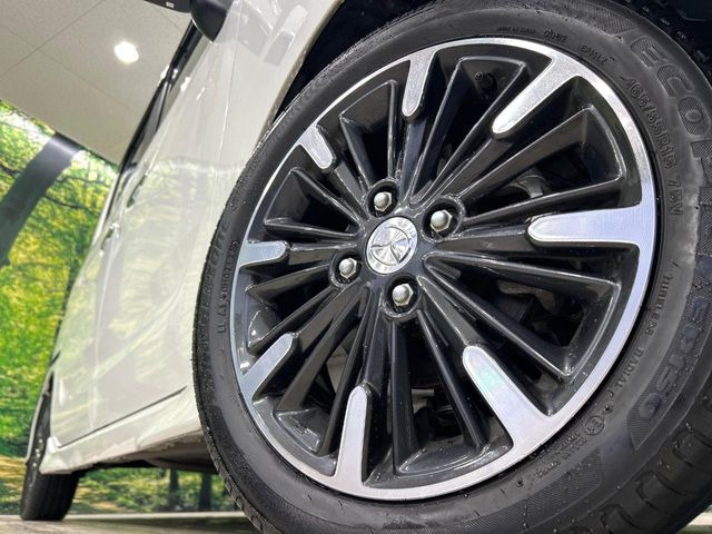 �y����15�C���`�A���~�z�C�[���z�O�ςɃ}�b�`���������A���~�z�C�[���𑕒����Ă���܂��B�e��ЊO�A���~�z�C�[����A�X�^�b�h���X�^�C�����戵�����Ă���܂��B���񂲑��k����������