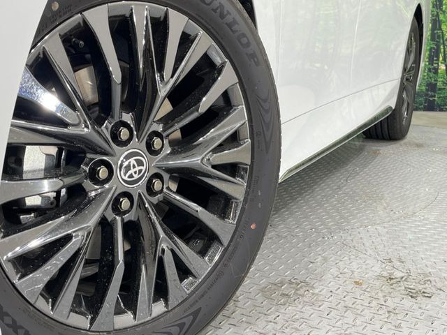 �y����18�C���`�A���~�z�C�[���z�O�ςɃ}�b�`���������A���~�z�C�[���𑕒����Ă���܂��B�e��ЊO�A���~�z�C�[����A�X�^�b�h���X�^�C�����戵�����Ă���܂��B���񂲑��k����������