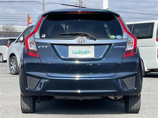 フィット1.5 ハイブリッド Fパッケージ