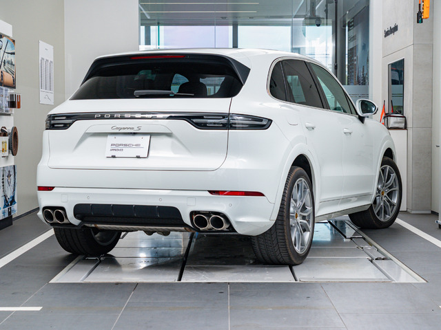 カイエンS ティプトロニックS 4WD