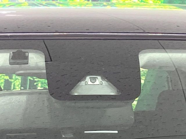 �y�g���^�Z�[�t�e�B�Z���X�z���s���ɑO���̎ԗ�����F�����A�Փ˂������Ȏ��͌x��ƃu���[�L�ŏՓˉ���Ɣ�Q�y�����A�V�X�g�B�����S�Ƀh���C�u�����y���݂��������܂��B