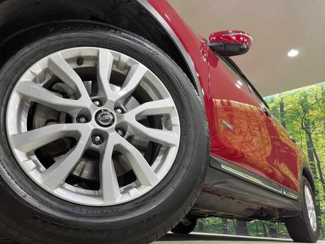 �y����17�C���`�A���~�z�C�[���z�O�ςɃ}�b�`���������A���~�z�C�[���𑕒����Ă���܂��B�e��ЊO�A���~�z�C�[����A�X�^�b�h���X�^�C�����戵�����Ă���܂��B���񂲑��k����������