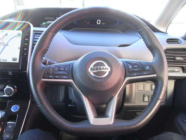 セレナ1.2 e-POWER ハイウェイスターV