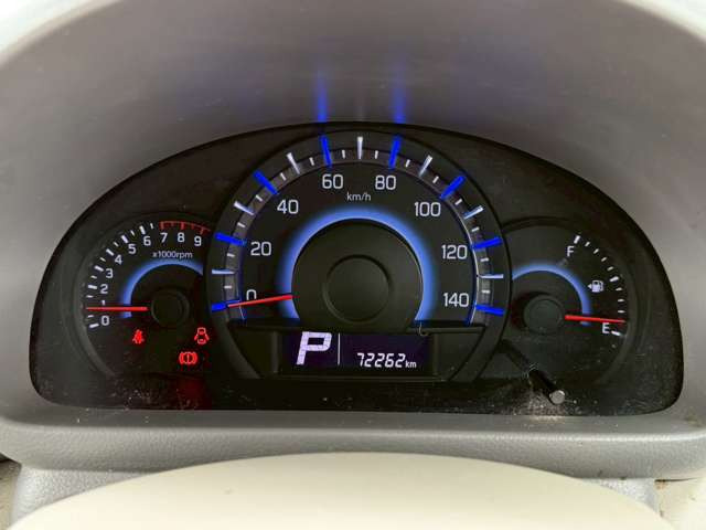 �C�ɂȂ邨�Ԃ�����܂�����E�̓d�b�ԍ����璼�ڂ��X�ɂ��₢���킹���������B�x�����@����ԗ����A��Ԃ܂łȂ�ł������������Ē����܂��B�X�^�b�t�ꓯ���A�����҂����Ă���܂��B