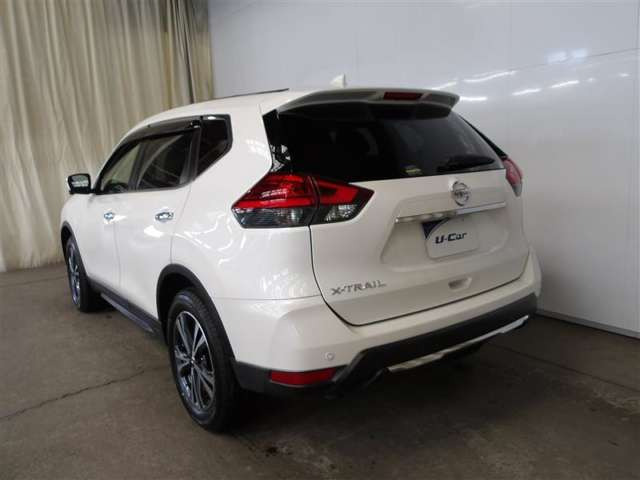 エクストレイル2.0 20Xi