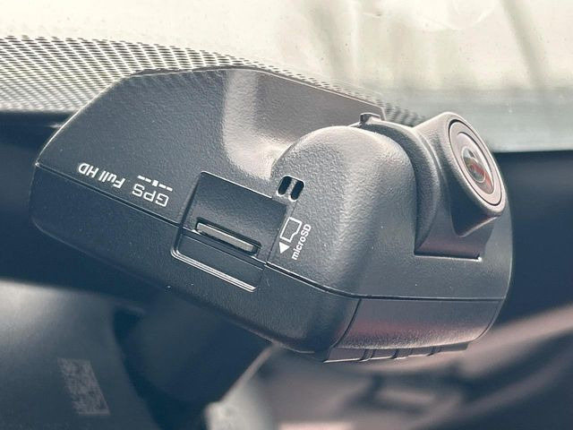 �y�h���C�u���R�[�_�[�z�h���C�u���R�[�_�[����!���s���͂������A������^�]�⎖�̂ɑ��������ہA�f���ŋL�^���A����̃��X�N�ɔ����܂��B���L�^�pSD�J�[�h�͂��q�l�����g�ł��������������K�v������܂��B