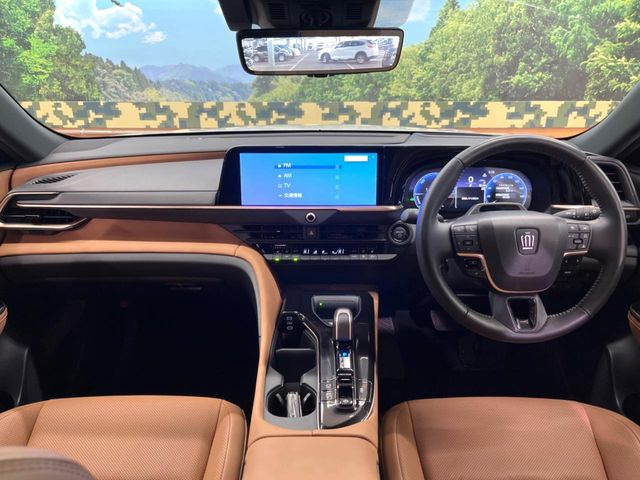 クラウンスポーツ2.5 Z E-Four 4WD