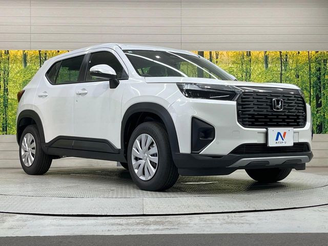 高透明度のガラス皮膜で撥水はもちろん、上質なツヤ・光沢を実現。紫外線や酸性雨から大切な愛車を保護し、色あせ・劣化を防止。「弾スプラッシュコート」、「弾プリミッサコート」からお選びいただけます。