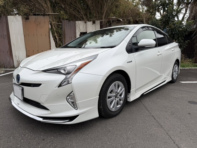 プリウス1.8 S セーフティ プラス