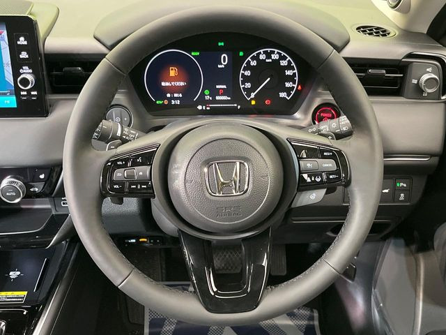 �y�����v�����X�e�A�����O�z�㎿�Ȋv���g�p���邱�ƂŁA��ɂ����������݂ƂĂ��^�]���₷���n���h���ł���