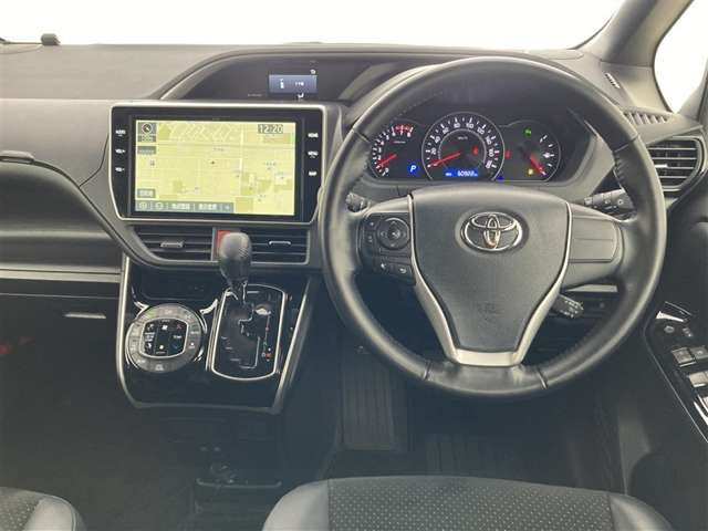 ヴォクシー2.0 ZS