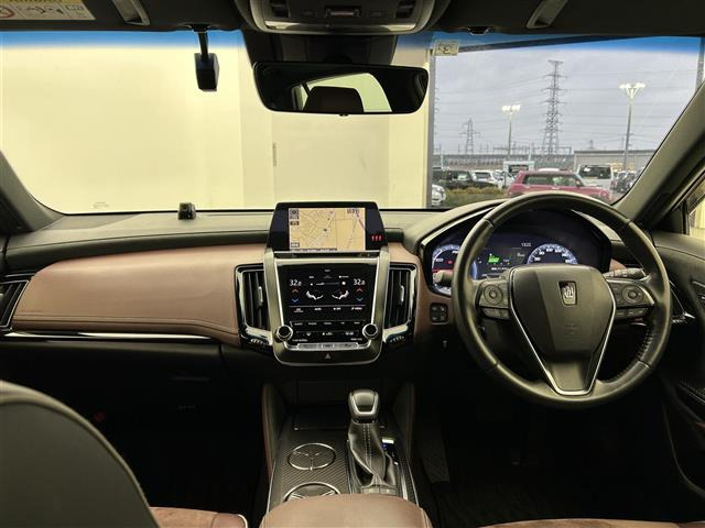 クラウンハイブリッド 2.5 RS アドバンス